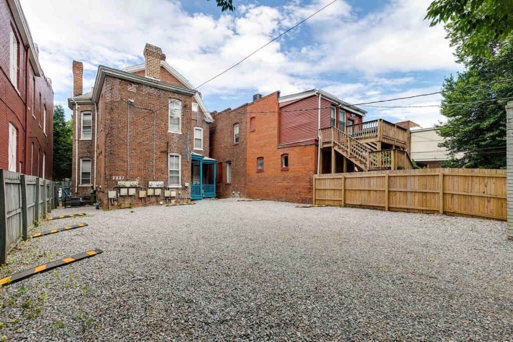 G5 King Bed Central Location Museums Free Parking Richmond Exterior photo